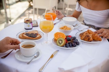 Hotel Caravelle,Diano Marina>>Cervo,4 star