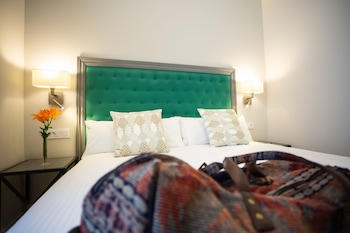 plazuela del carbon suites