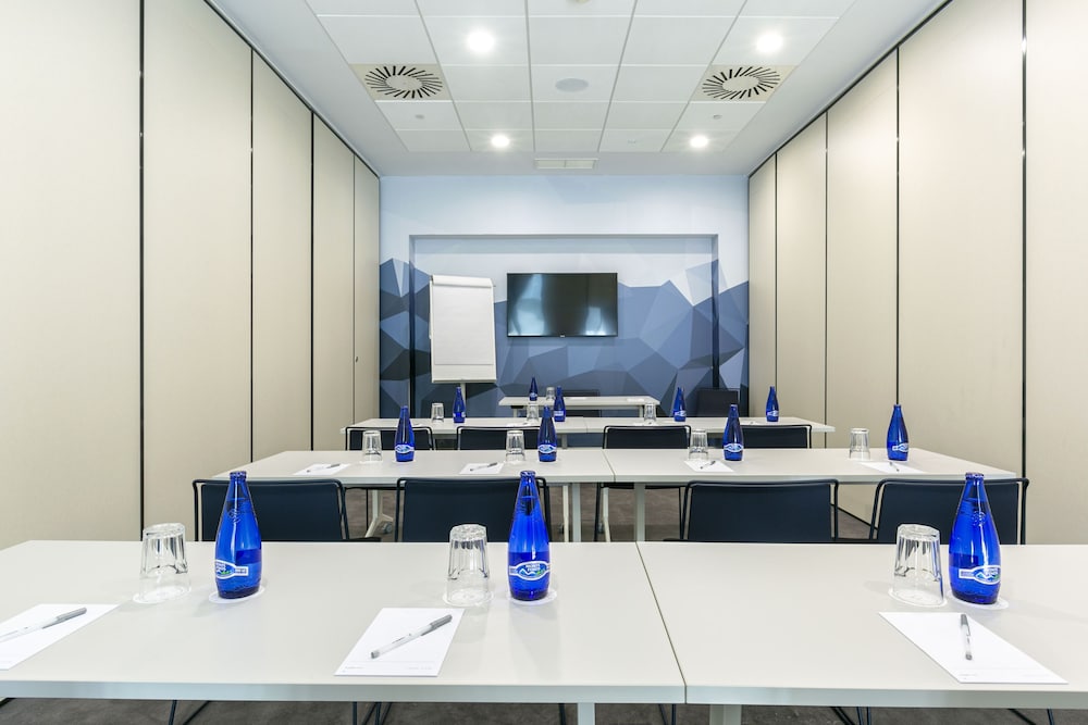 hampton by hilton alcobendas madrid