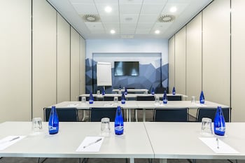 hampton by hilton alcobendas madrid