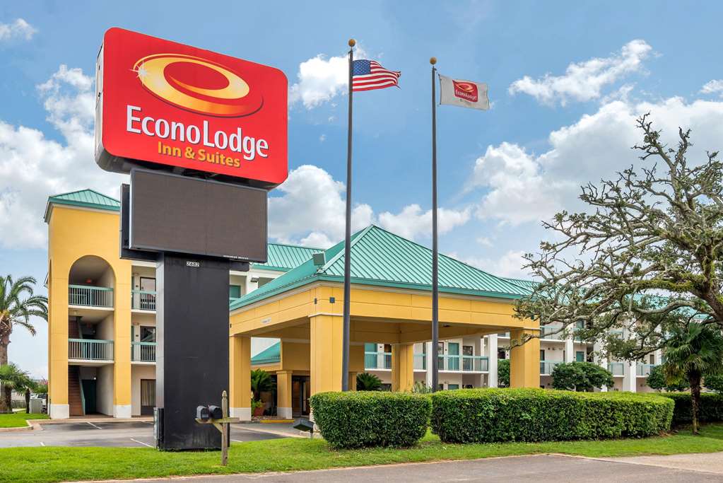 Econo Lodge Inn & Suites Foley - North Gulf Shores
