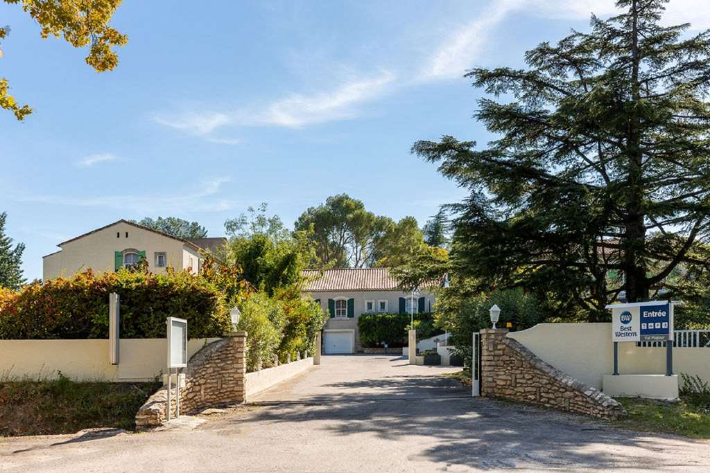 best western le val majour