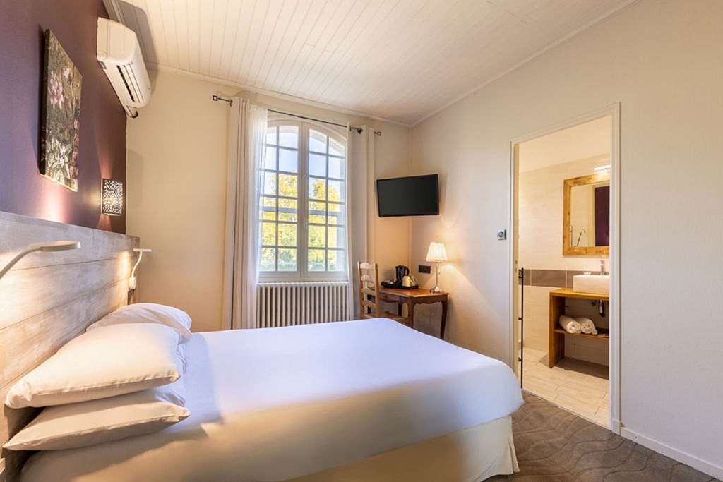 best western le val majour