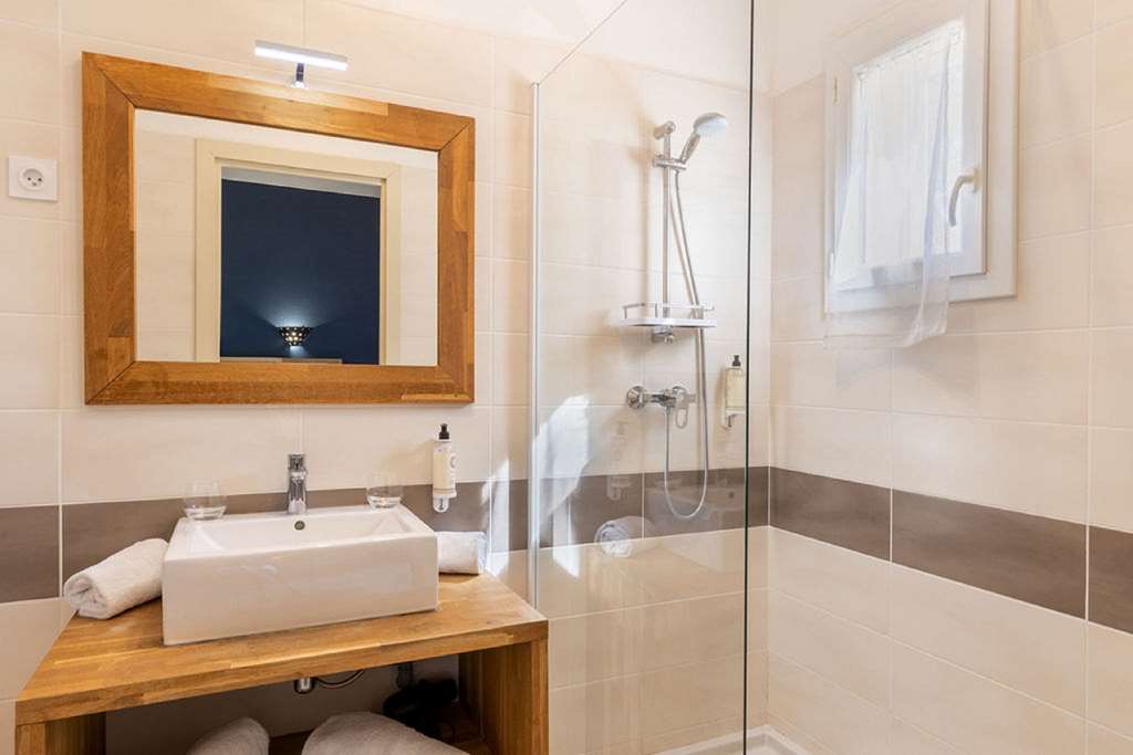 best western le val majour