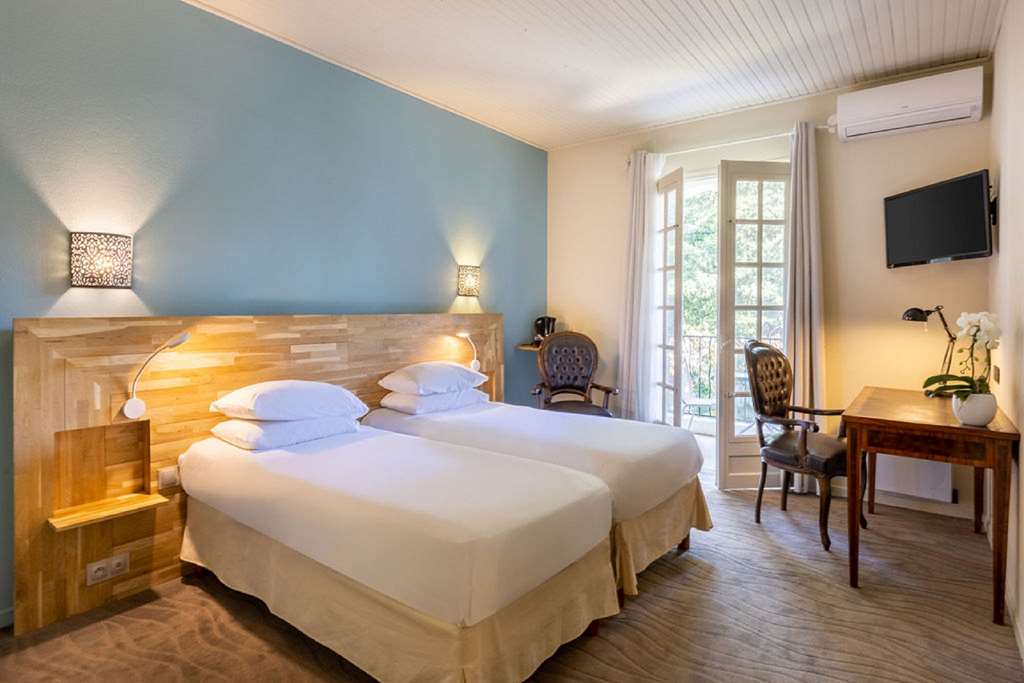 best western le val majour