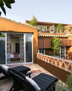 llimona suites