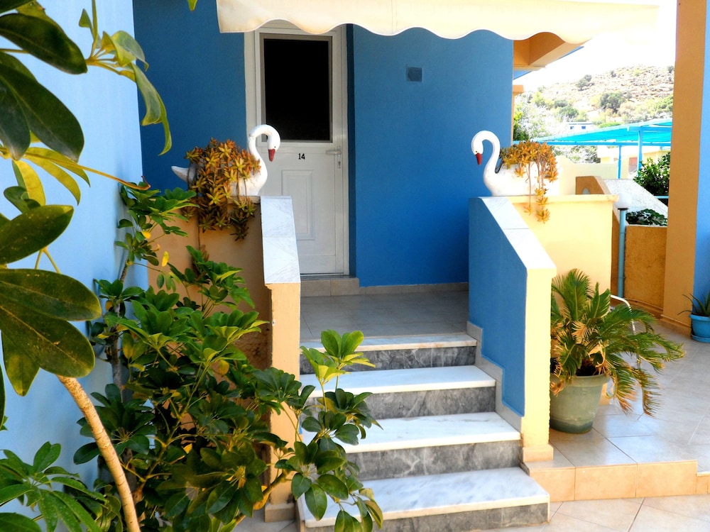 apartments and suites papafotis