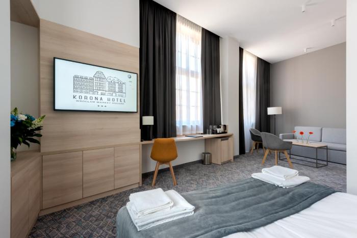 korona hotel wroclaw market square