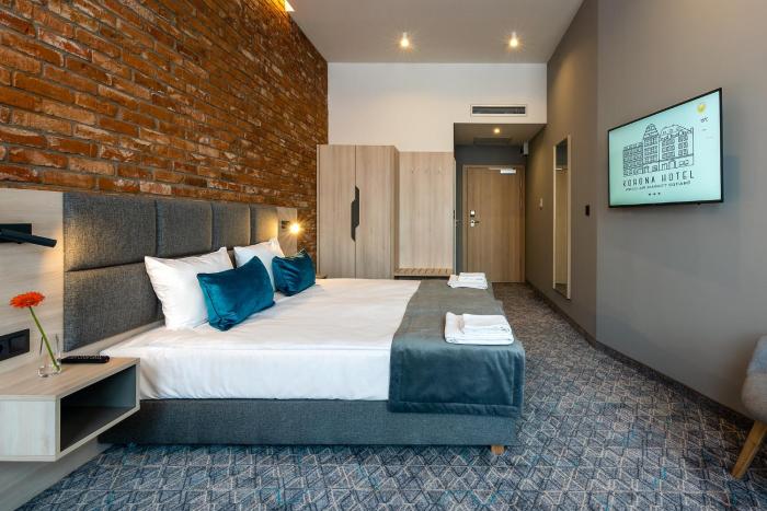 korona hotel wroclaw market square