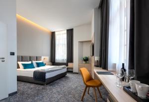 korona hotel wroclaw market square