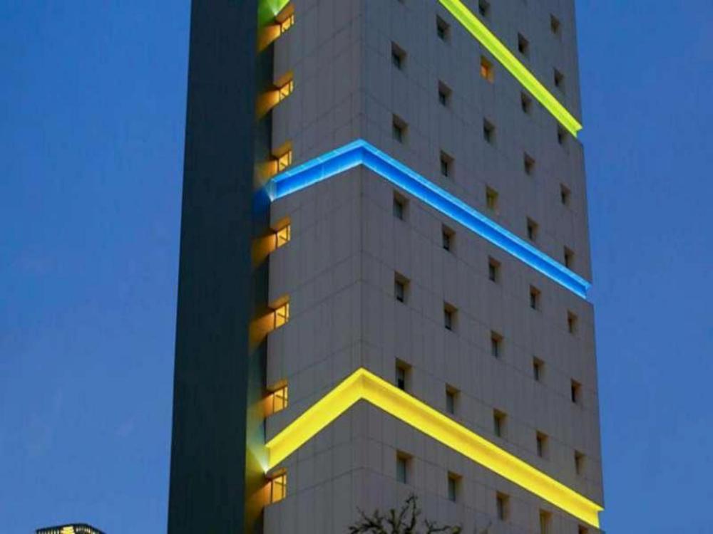 amaris hotel tendean