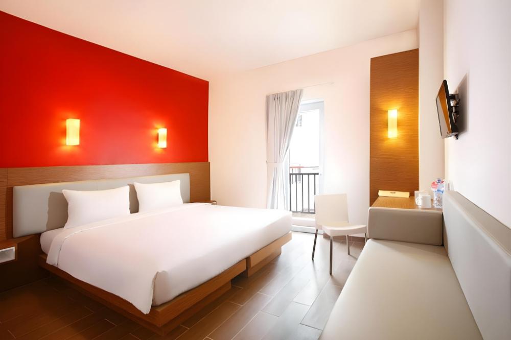 amaris hotel tendean