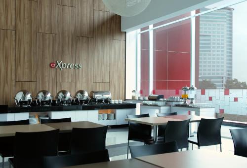 amaris hotel tendean