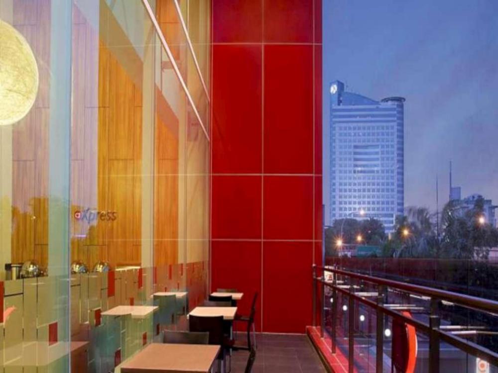 amaris hotel tendean