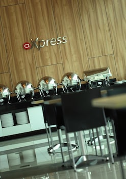 amaris hotel tendean