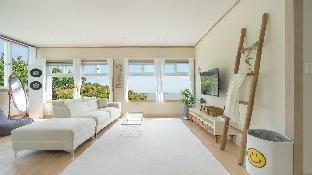 canada sunset village