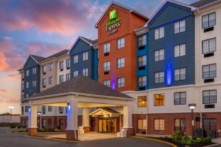 holiday inn express and suites indianapolis east by ihg