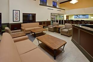 holiday inn express and suites indianapolis east by ihg