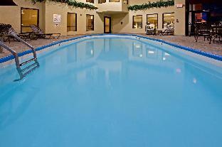 holiday inn express and suites indianapolis east by ihg
