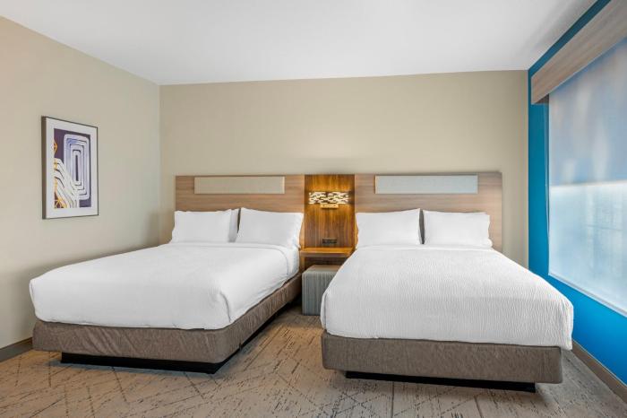 holiday inn express and suites indianapolis east by ihg