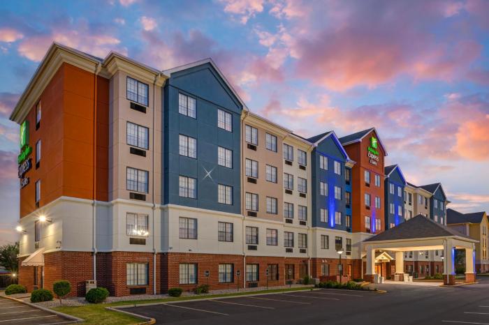 holiday inn express and suites indianapolis east by ihg