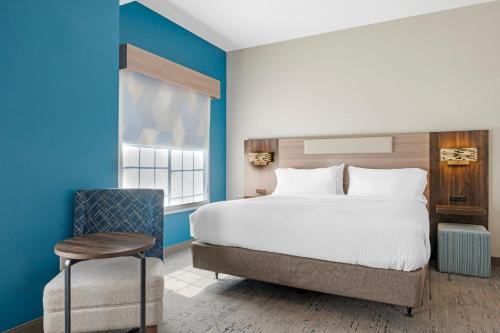 holiday inn express and suites indianapolis east by ihg