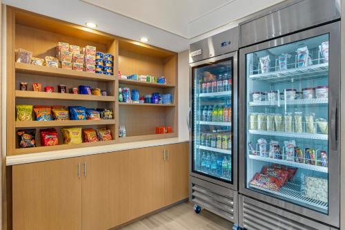 holiday inn express and suites indianapolis east by ihg