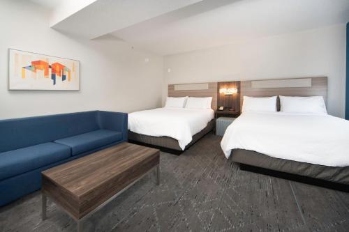 holiday inn express and suites indianapolis east by ihg