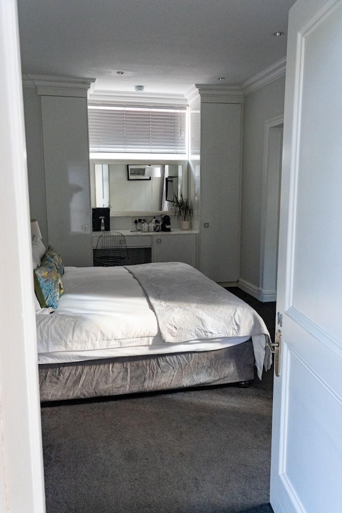 the three boutique hotel