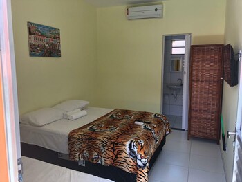 village enseada do castelo