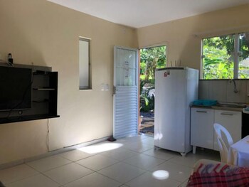 village enseada do castelo