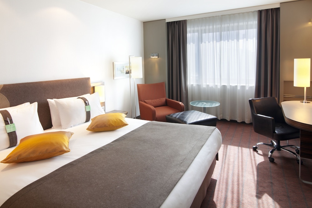 holiday inn almaty by ihg