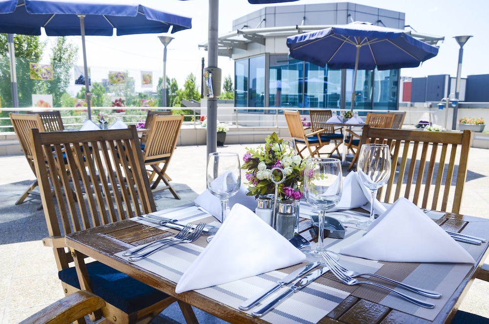 holiday inn almaty by ihg