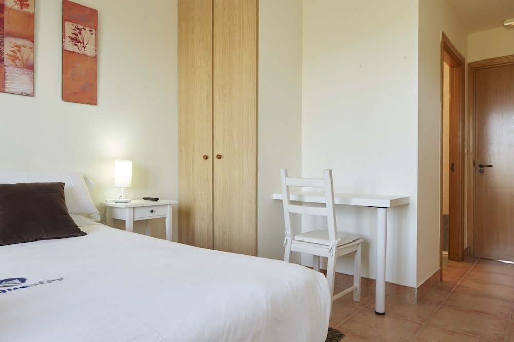 Xabin Etxea - Basque Stay,Getaria>>Bilbao,3.5 star