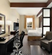 Ramada By Wyndham Cold Lake,Cold Lake>>Bonnyville,3 star
