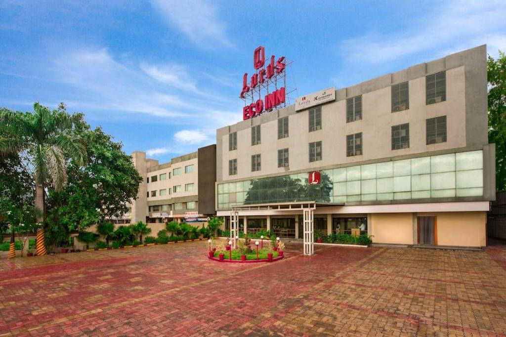 lords eco inn dahej