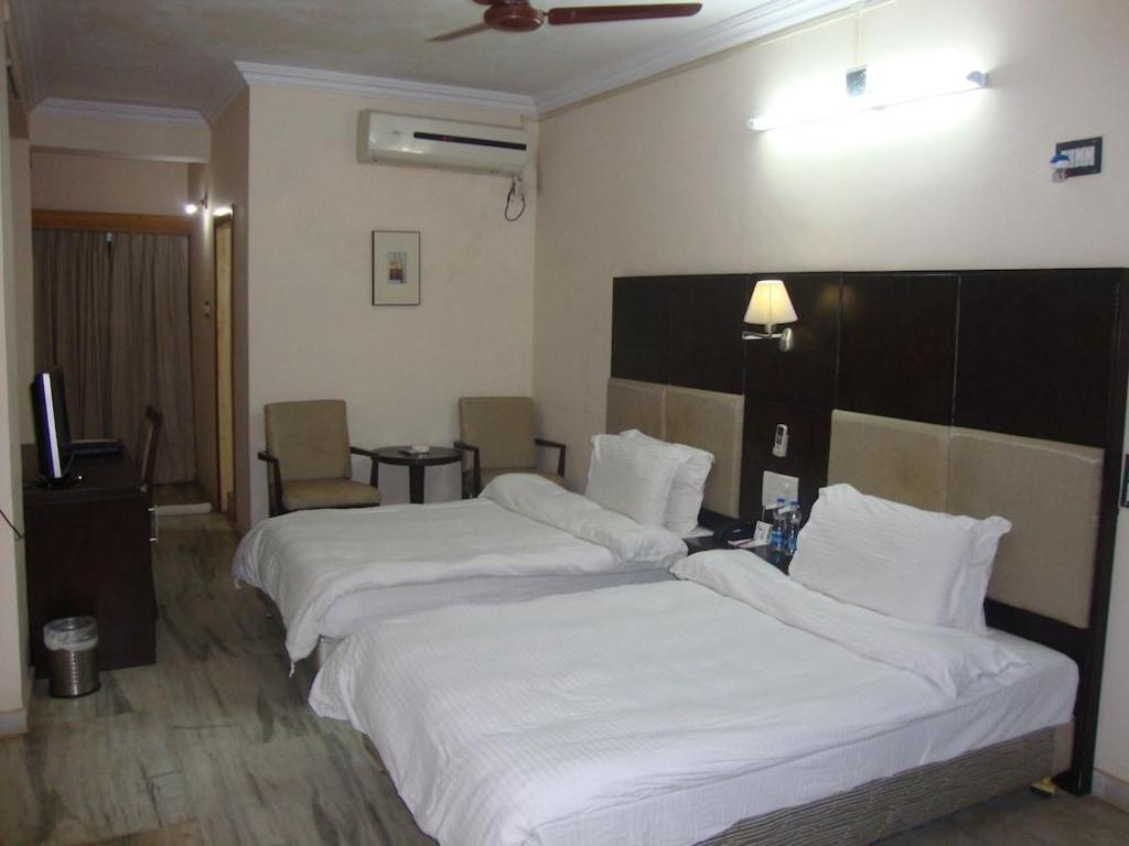 lords eco inn dahej