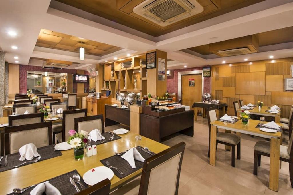 lords eco inn dahej