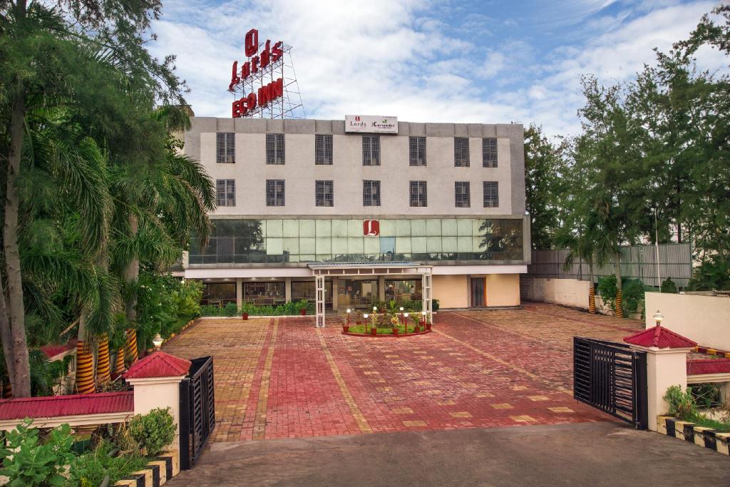 lords eco inn dahej