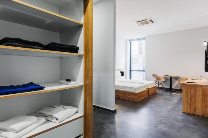 g suites luxury rentals
