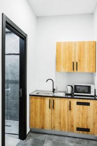g suites luxury rentals
