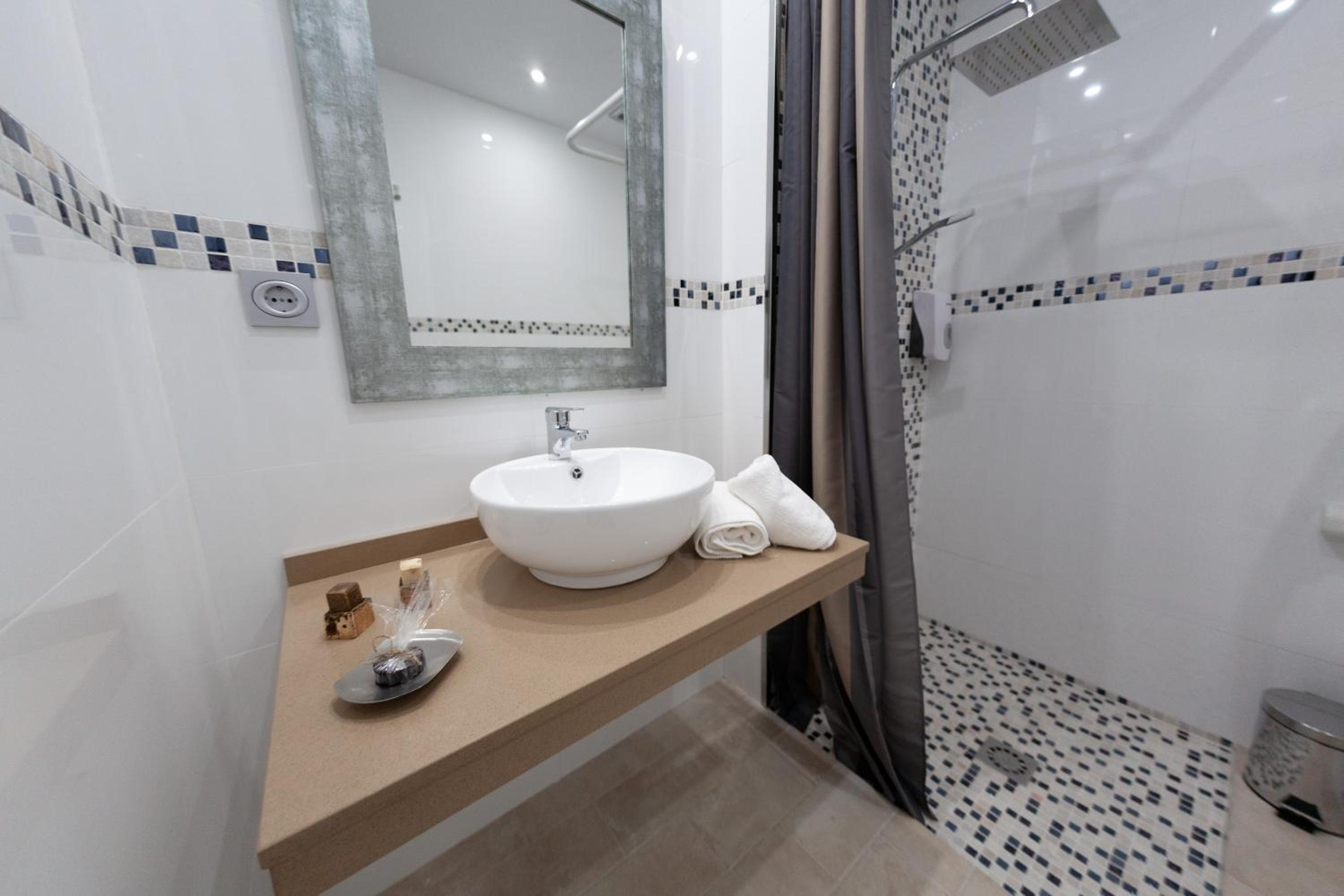 hercules boutique hotel