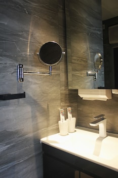 the nap tsim sha tsui