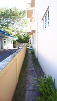allamanda studios and apartments
