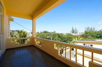allamanda studios and apartments