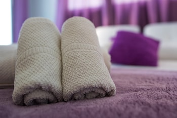 mesogios house suites