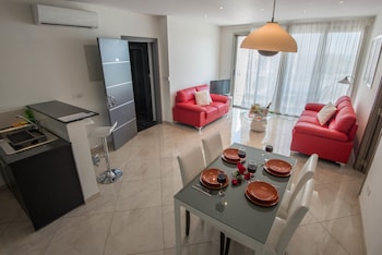 mesogios house suites