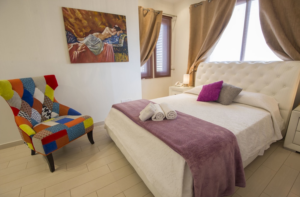 mesogios house suites