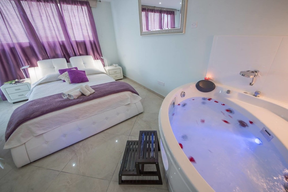 mesogios house suites