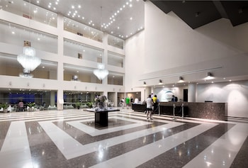 blue lagoon kosher hotel